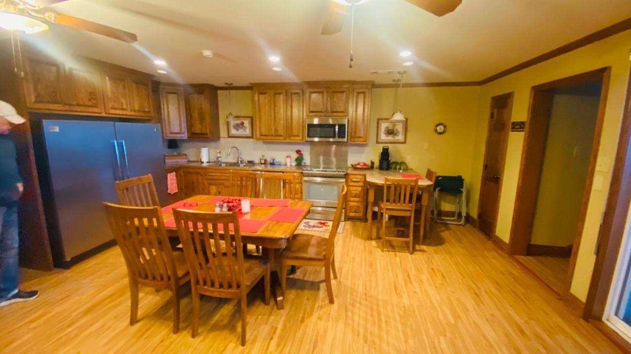 Resort Lodging At Venice Marina W/ Wifi + Private Dock Exterior photo
